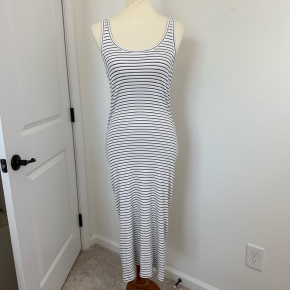 Club Monaco White Black Striped Tank Midi Dress Medium Summer Stretch Comfort - Picture 2 of 10